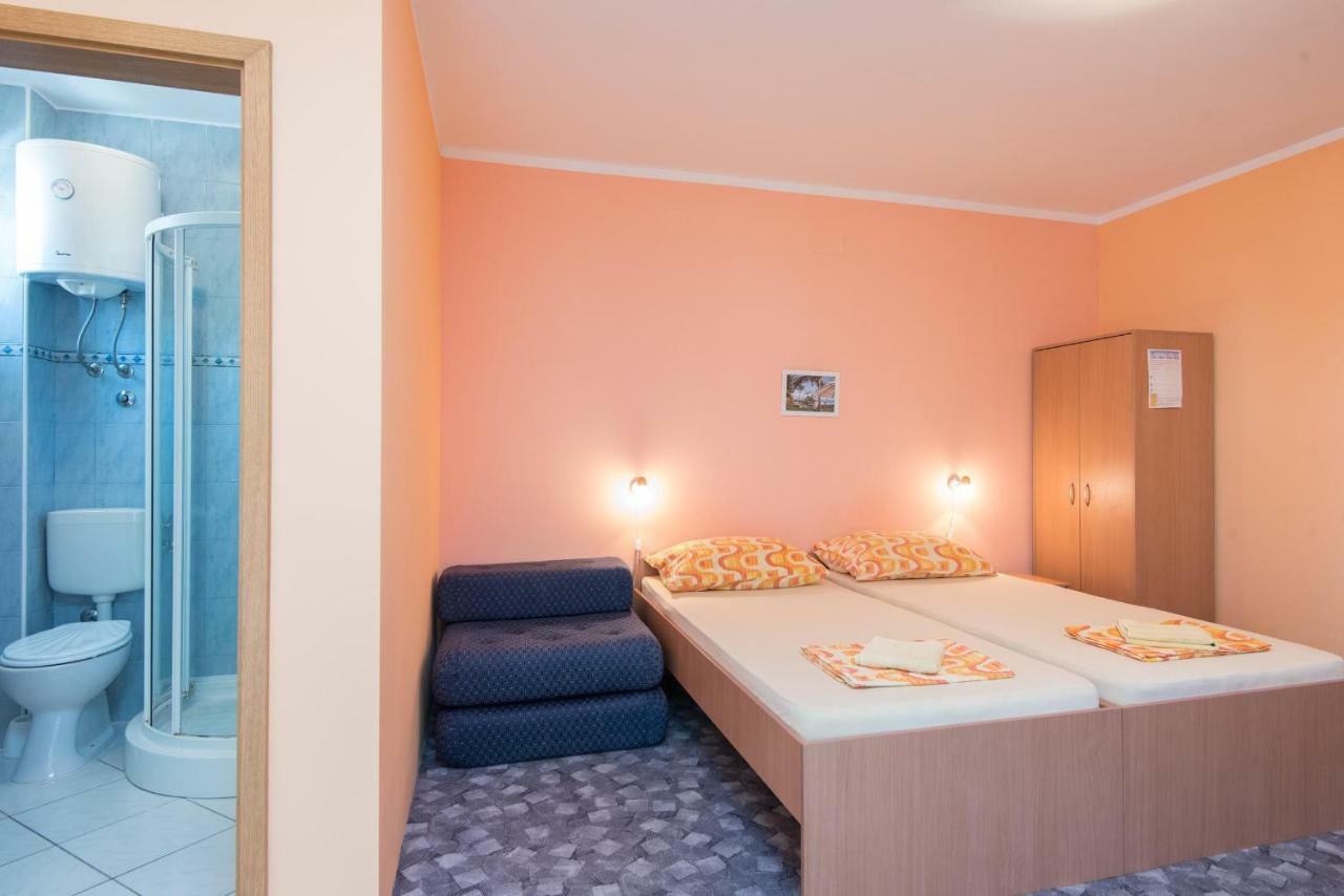 Apartmani Villa Lidija Orebić Esterno foto