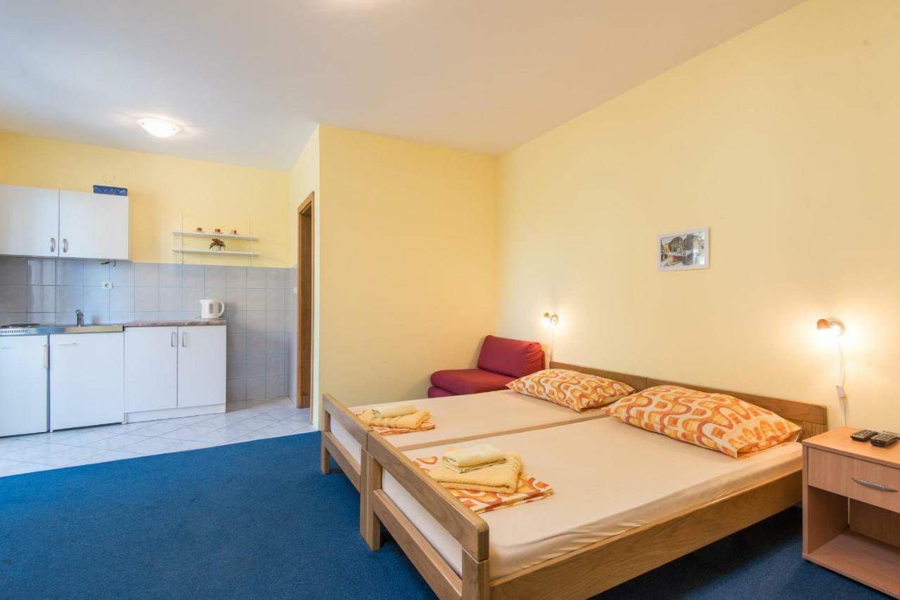 Apartmani Villa Lidija Orebić Esterno foto