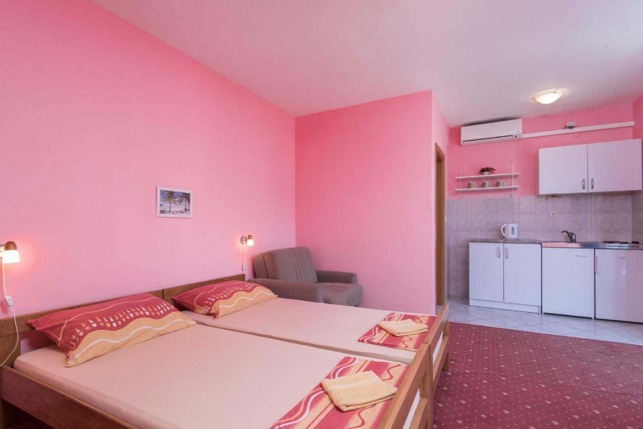 Apartmani Villa Lidija Orebić Esterno foto